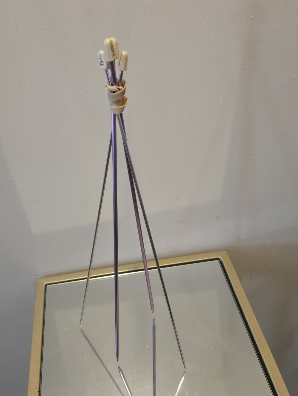 Susan Bates Knitting Needles Lot 2 Pairs US 2 (2.75mm) & US 6 (4.0mm) 14" Alumin